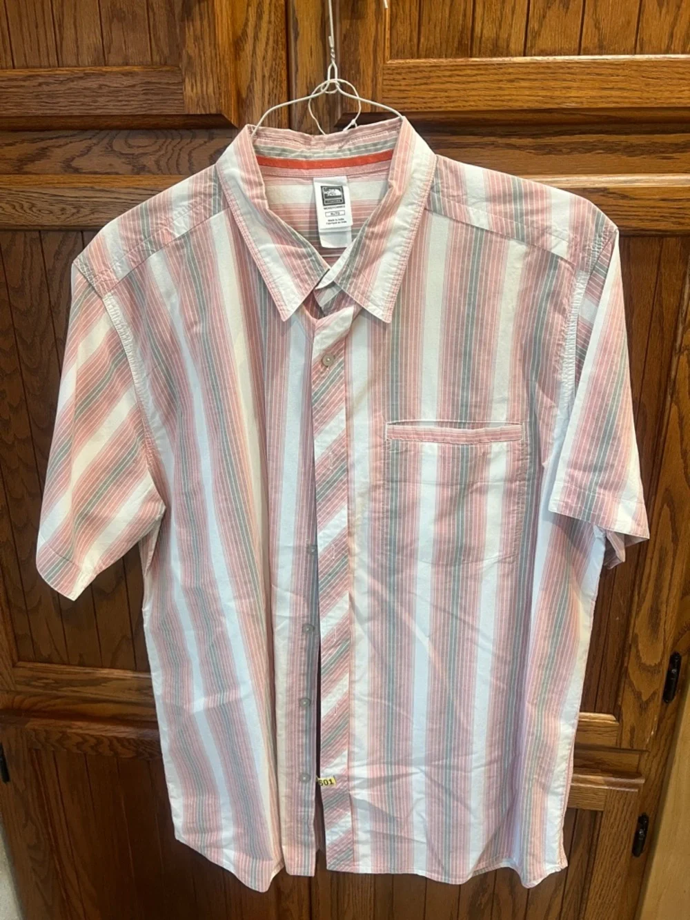 The North Face Pink & White Striped Short-Sleeve Button-Down Sz XL
